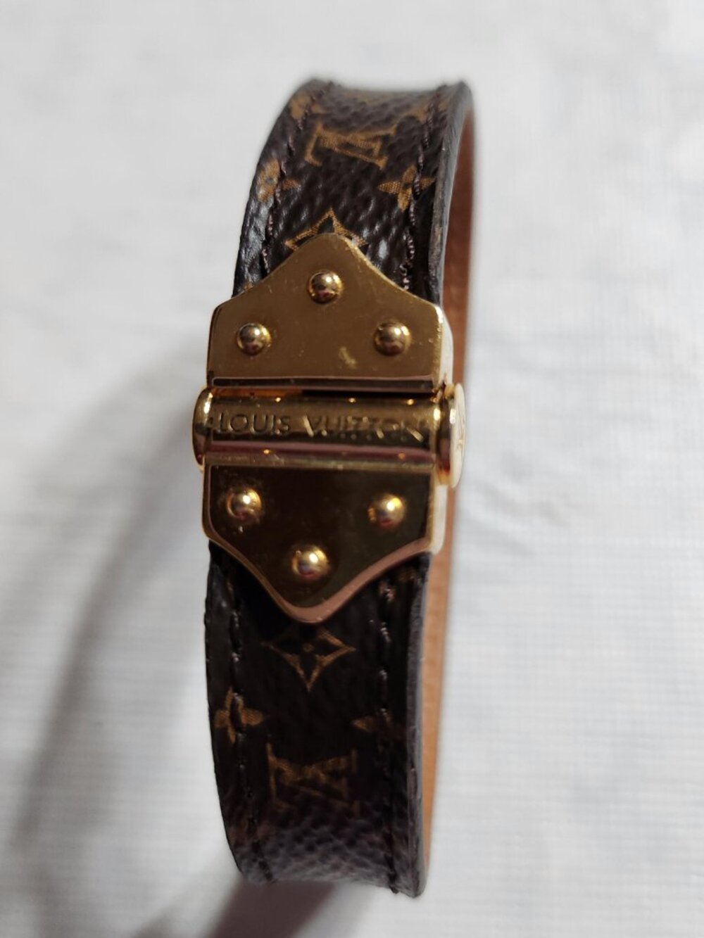 Authentic Louis Vuitton monogram bracelet with Gold-tone Clasp